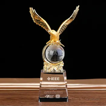 Eagle ornament crystal ball trofej darček, suvenír tvorivé vlastné remeslá písmom domáce dekorácie golden eagle trofej