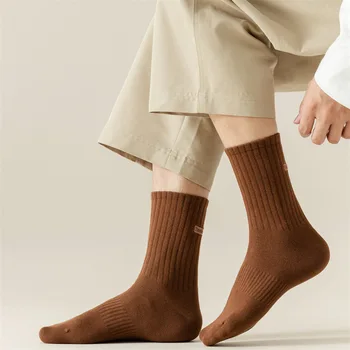 Ponožky pánske Jesenné a Zimné Bavlna Bežné Mid-trubice Ponožky s Pätou Výšivky Business Dezodorant Potu-absorpciu Dlhé Ponožky